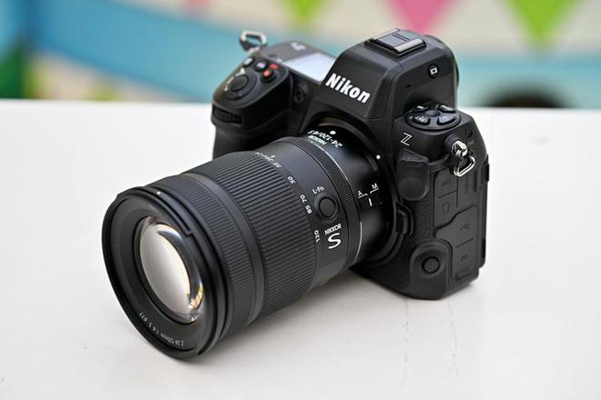 NG体育：尼康发布Z 8无反相机 Z 9同款传感器 售价27999元(图1)
